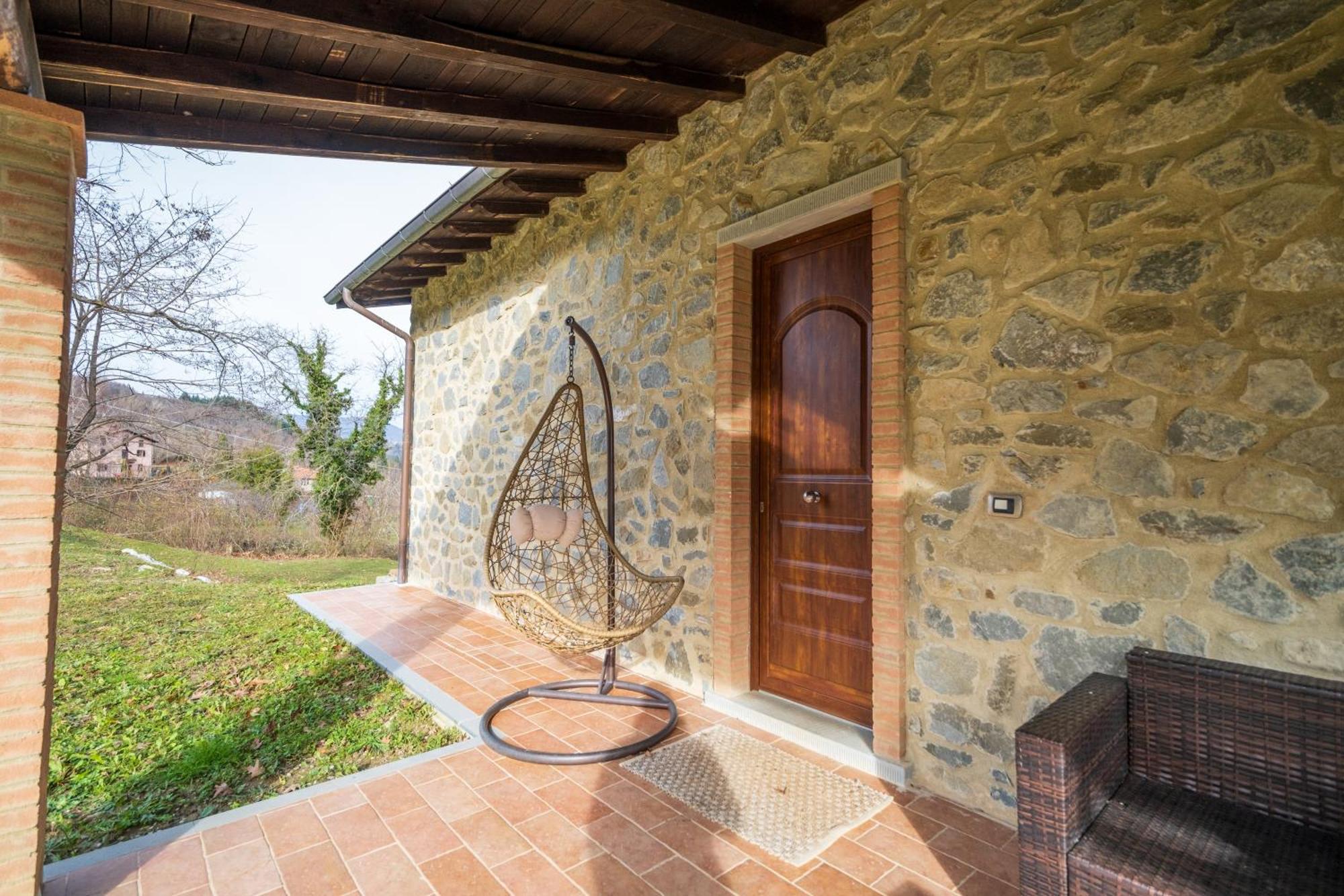 Agriturismo Borgo Biaia Camporgiano Экстерьер фото