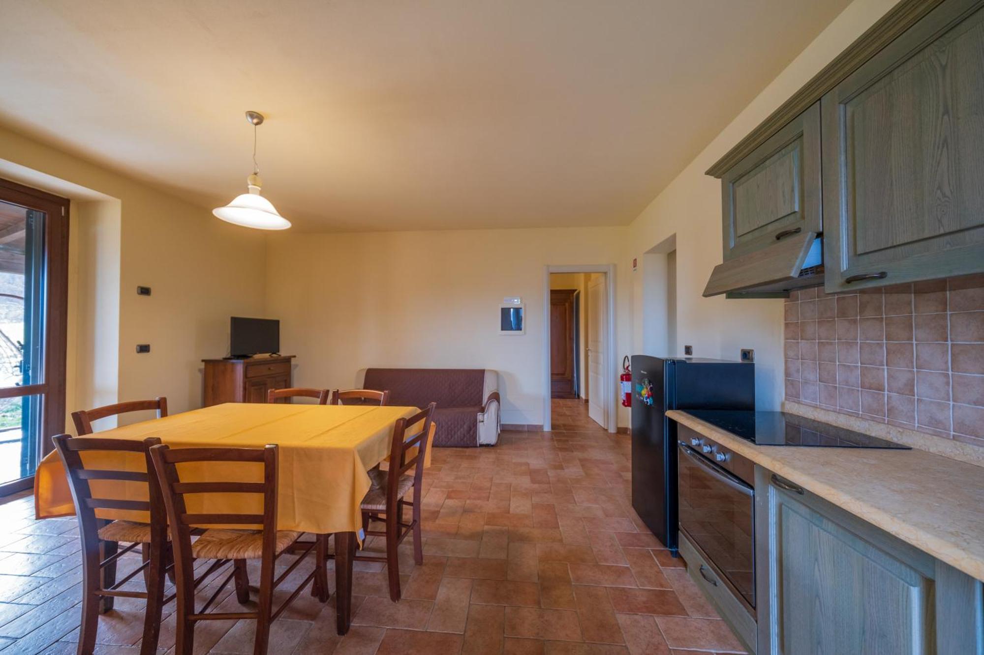 Agriturismo Borgo Biaia Camporgiano Экстерьер фото