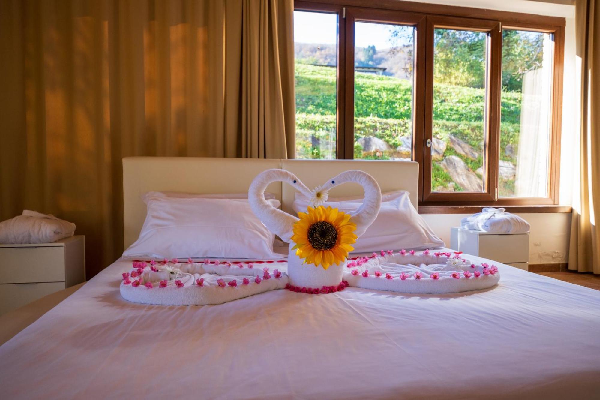 Agriturismo Borgo Biaia Camporgiano Экстерьер фото