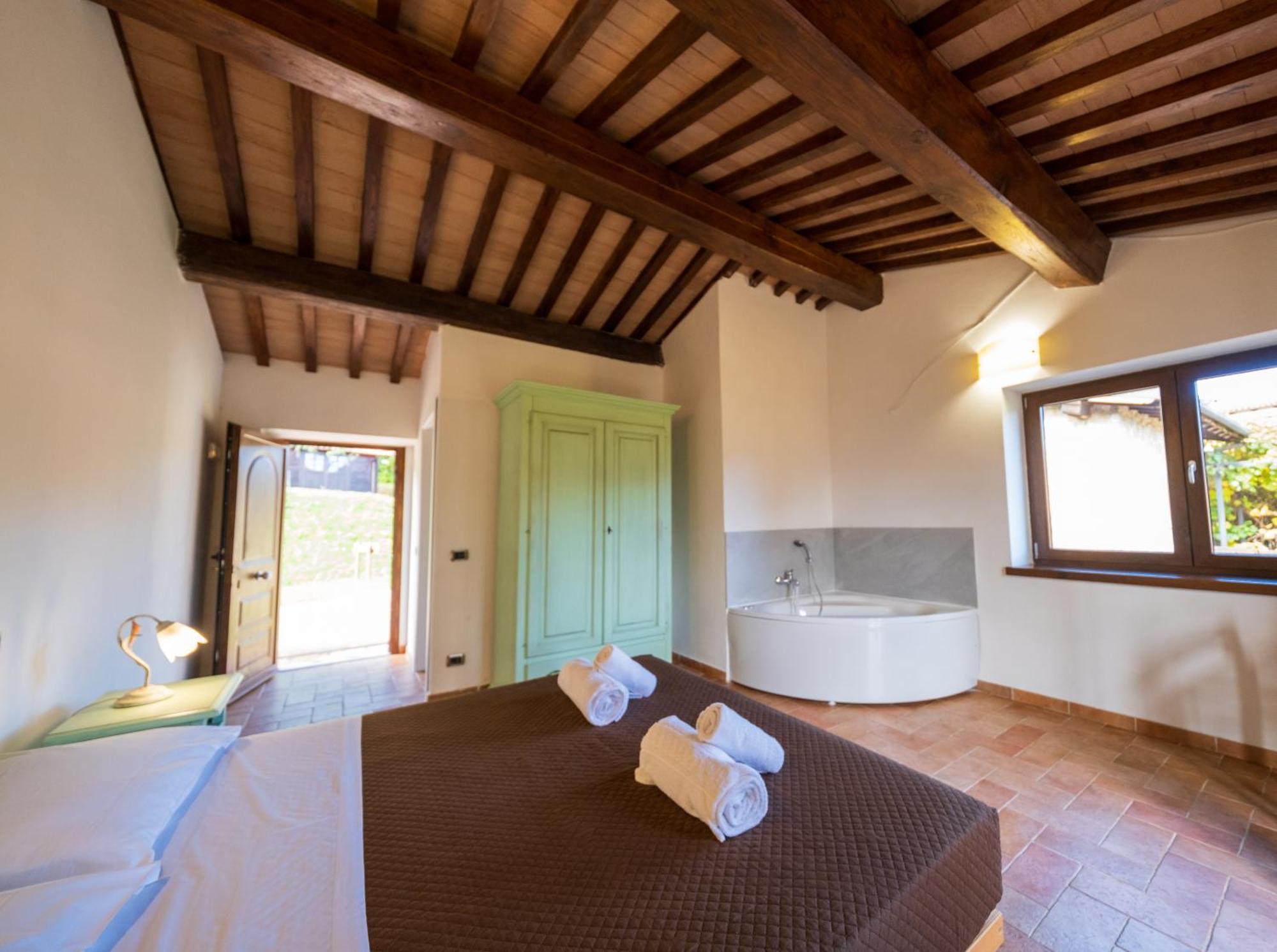 Agriturismo Borgo Biaia Camporgiano Экстерьер фото
