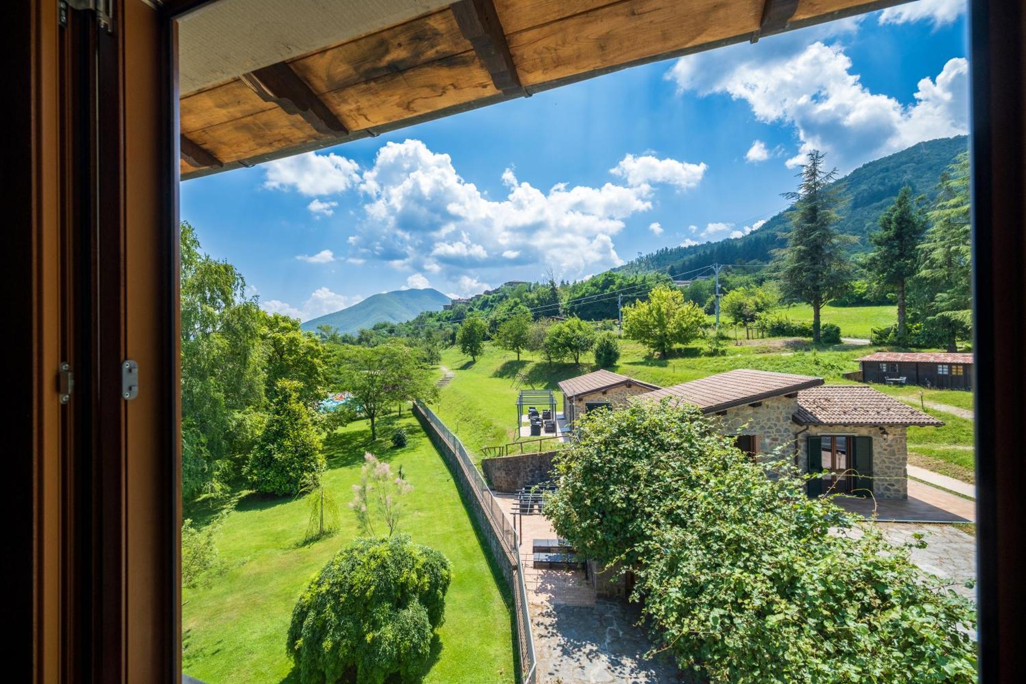 Agriturismo Borgo Biaia Camporgiano Экстерьер фото